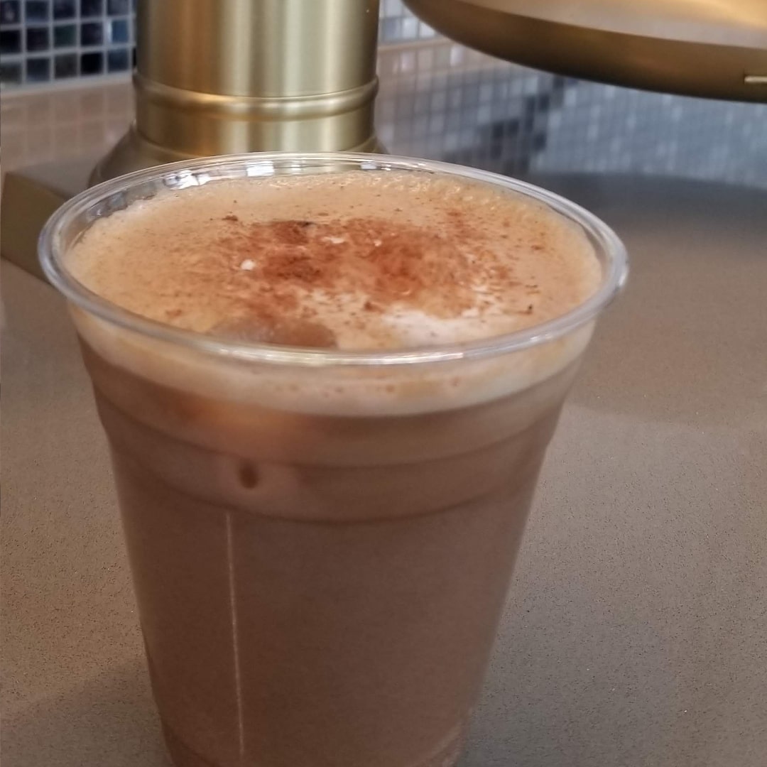 Smoothie & Frappe | Mobile Bar | Mocha Frappe topped with Cinnamon
